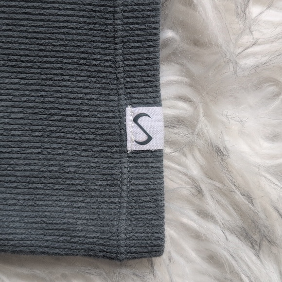 TLF Essential Ribbed Tank Top Medium - Picture 5 of 7